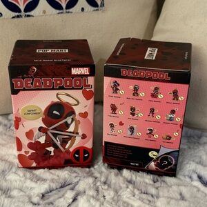 Marvel Deadpool Series Figure (one box)